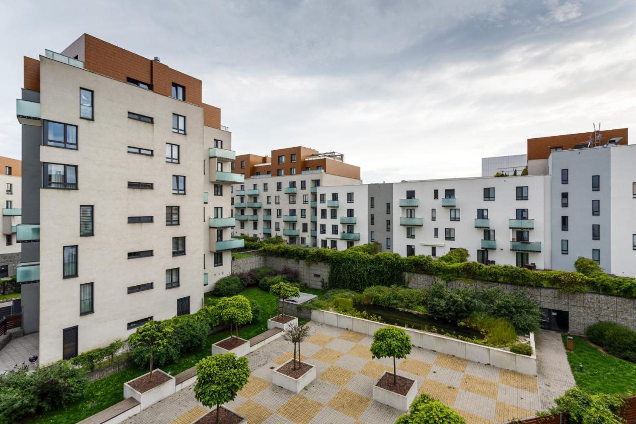 Apartment Golden Rezidence Nova Karolina *